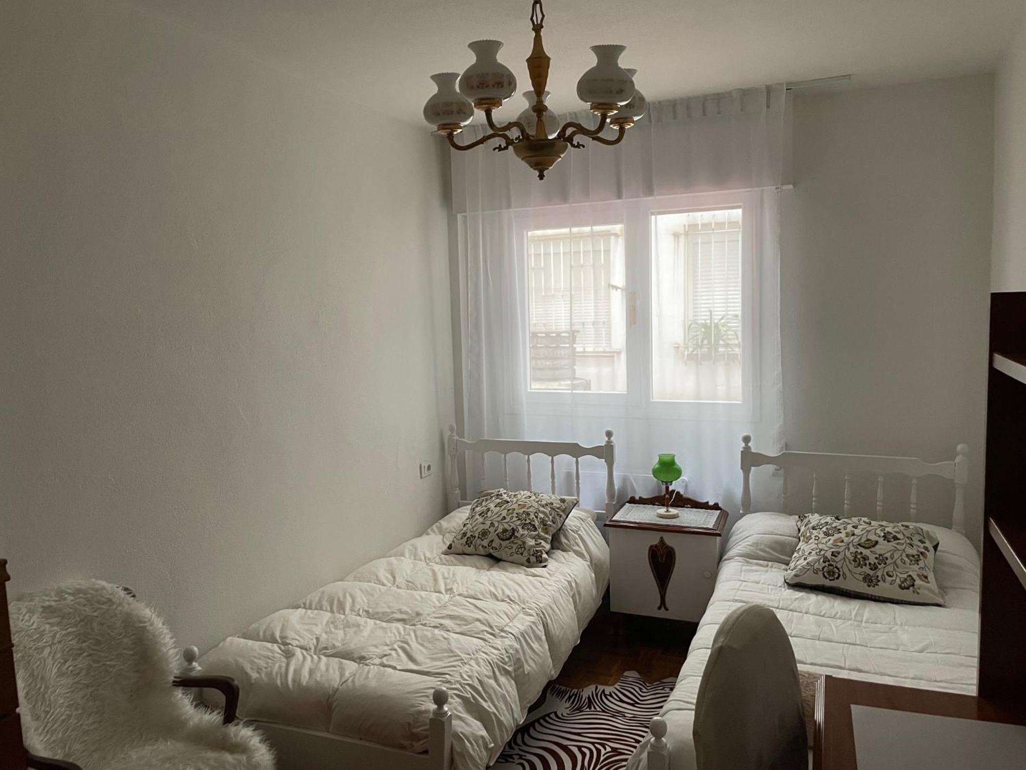 Centrico Piso En Calle Floranes Appartement Santander
